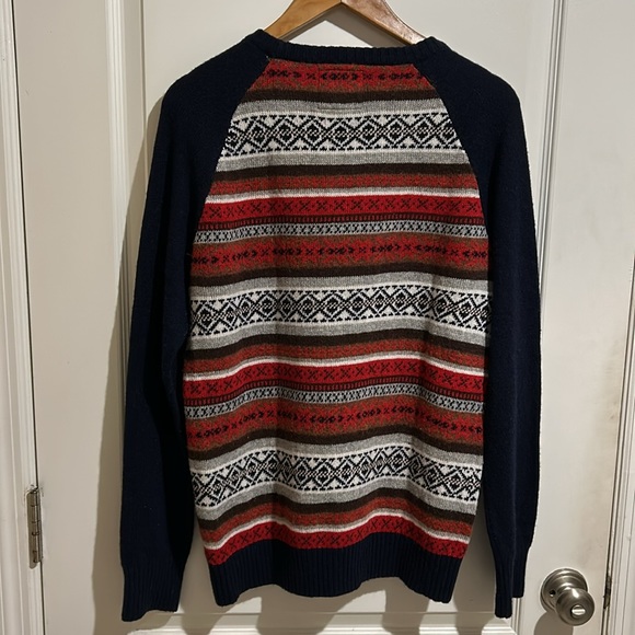 O’Hanlon Mills Lambs Wool Blend Navy Blue Red And Gray Sweater - Picture 2 of 4